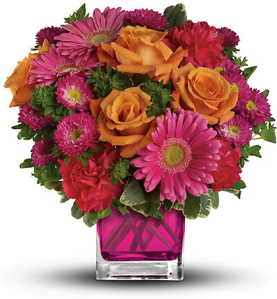 Teleflora&#039;s Turn Up The Pink Bouquet